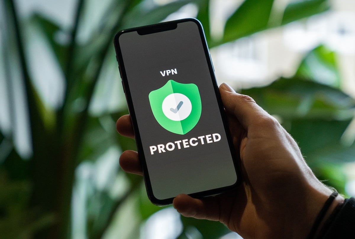 mobile phone alert VPN protected